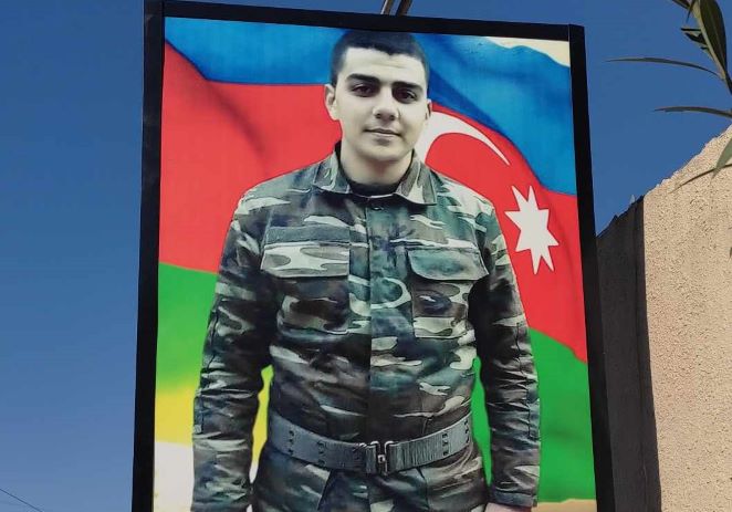 Bakıda şəhid adını daşıyan küçə: məhəlləni bürüyən kabab qoxusu və zəbt edilmiş səkilər... - FOTOLAR